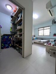 Blk 274A Wenya (Jurong West), HDB Executive #499708201